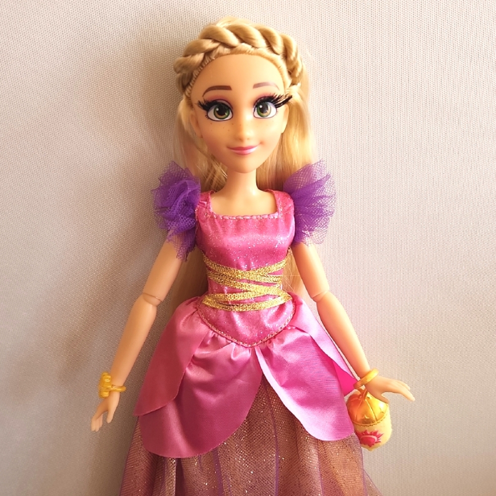 Rapunzel Style Series Doll